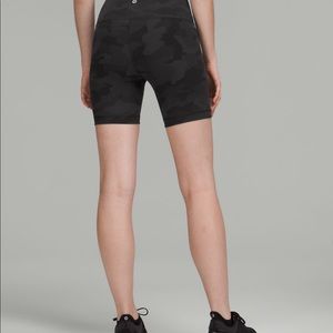 Lululemon black camo bike shorts
